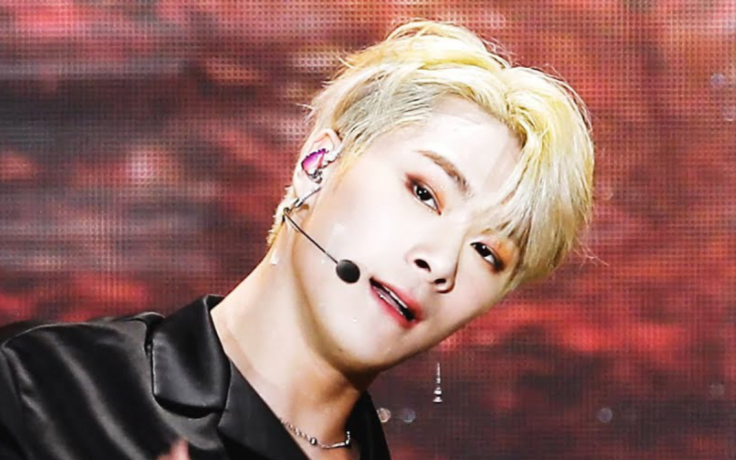 金发天使文彬 是文彬不是金文彬 文彬all night舞台直拍