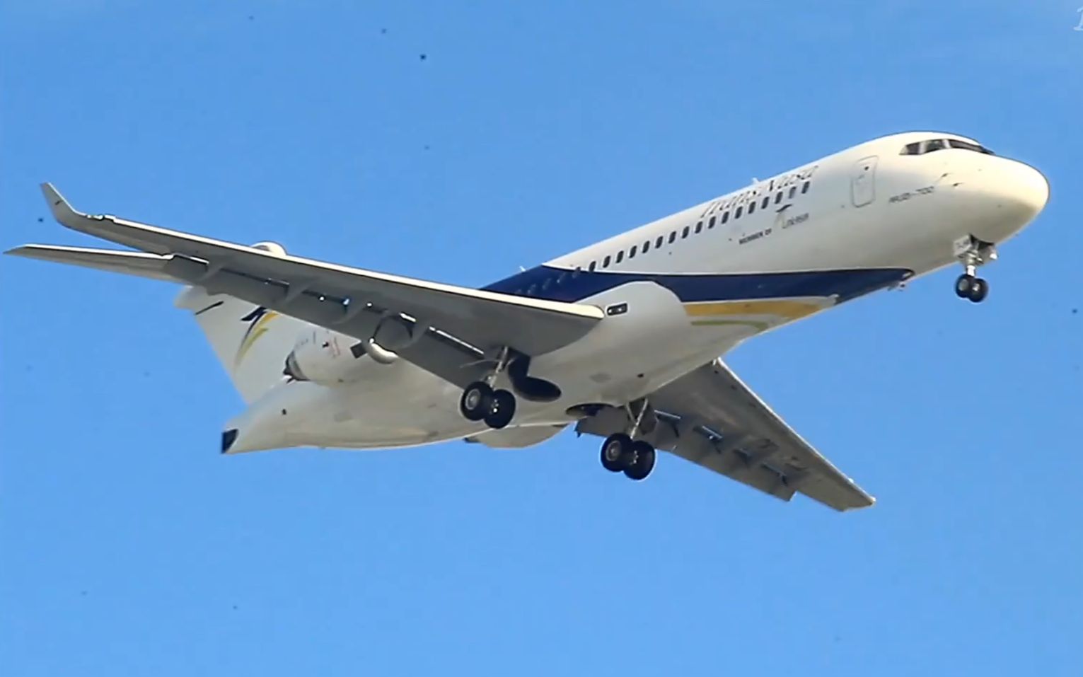 国产arj21降落印尼雅加达 交付首家海外客户 2022.12.20