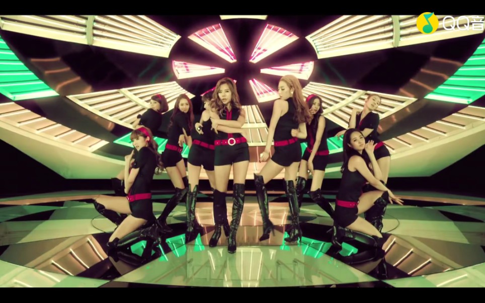 hoot — (少女时代), 舞蹈版