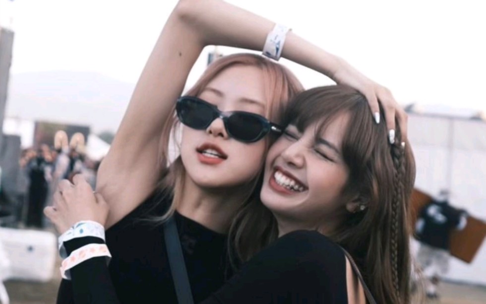 【五花肉/chaelisa】生菜人过年啦,科切拉甜蜜合照,般配