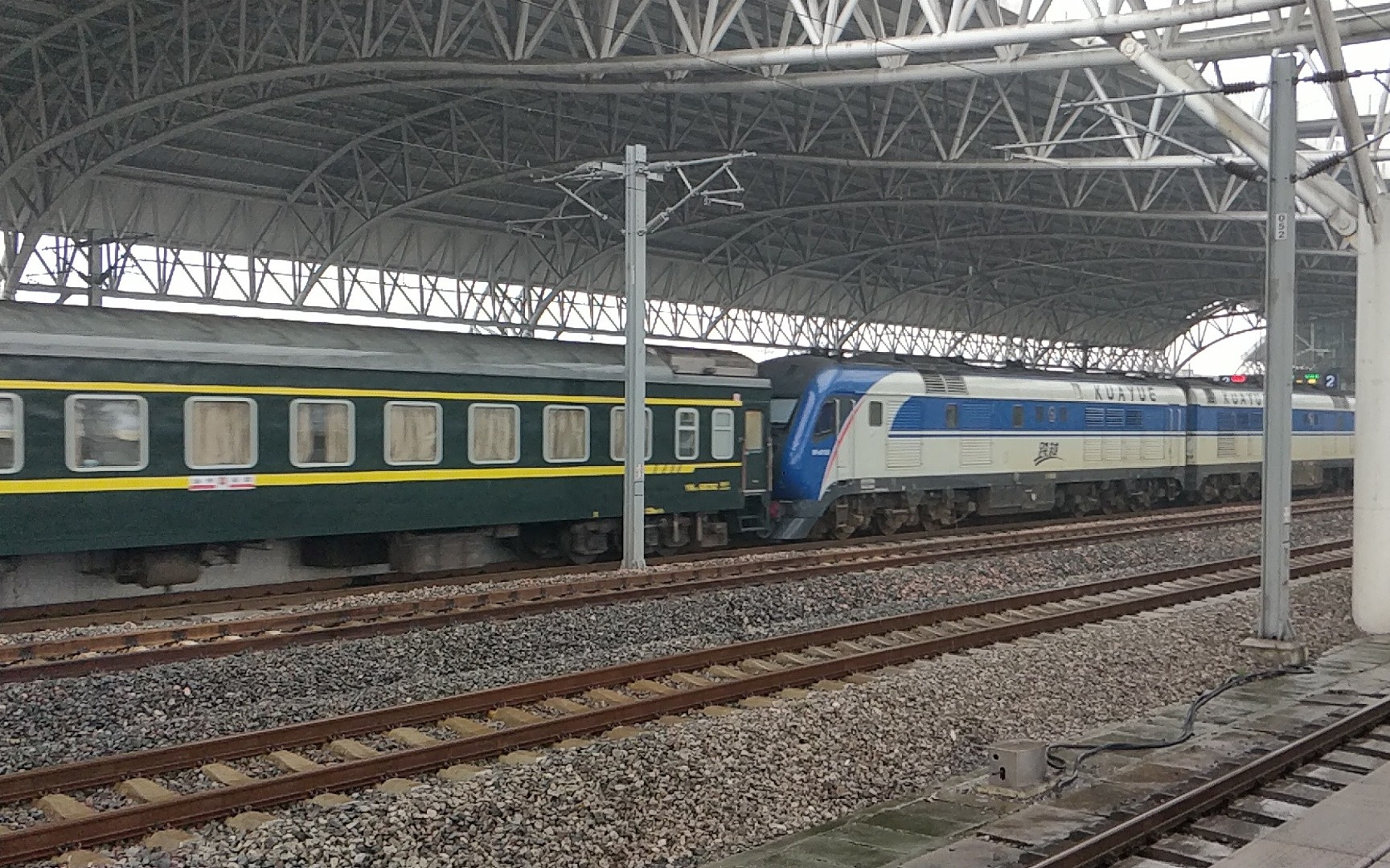 【铁路随拍】 宁启线的猪头 上局徐段df11g-0131/0132牵引k245(扬州