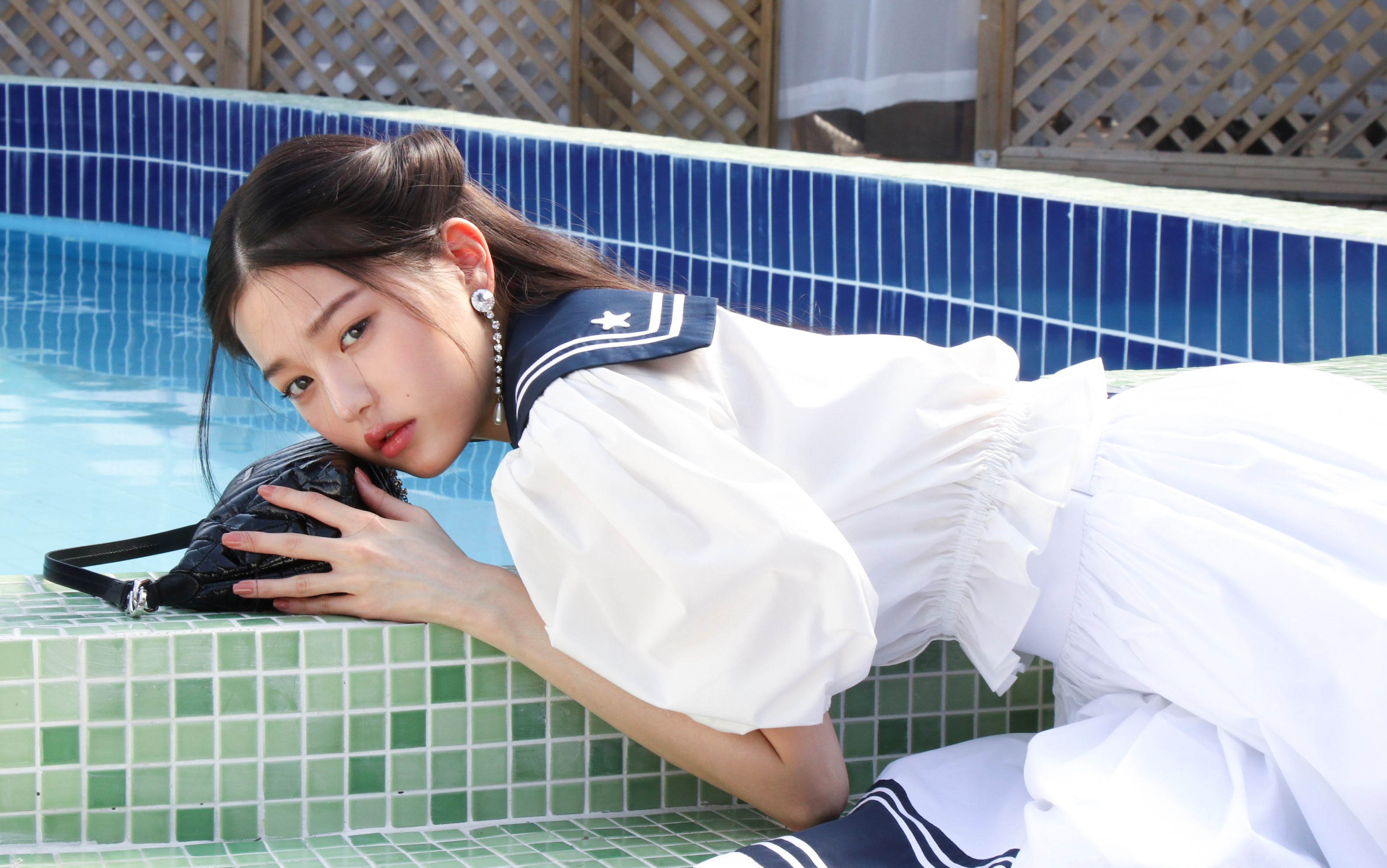 张元英210628voguekoreains短片