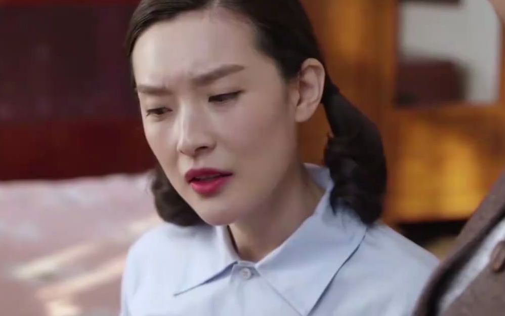 【平凡岁月】大雅为了臭美,特意买了支两块钱的口红,可真舍得花钱!