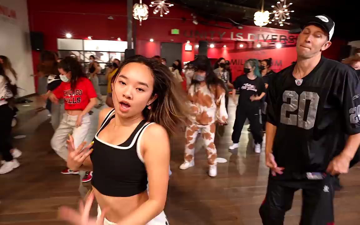 [图]GIRLS WANT GIRLS - Drake Matt Steffanina ft Nicole Laeno