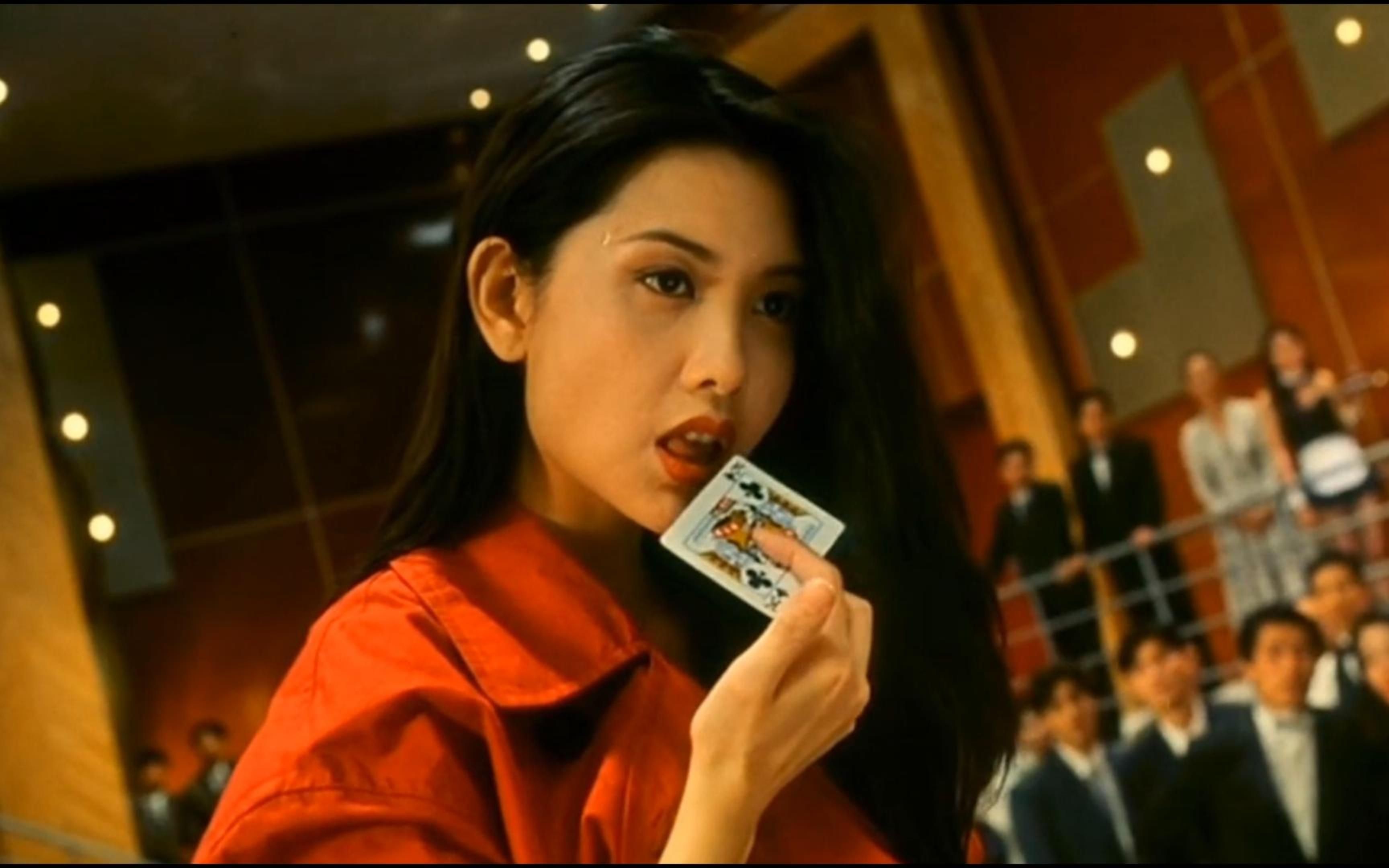 妖娆妩媚邱淑贞,一袭红衣成经典_哔哩哔哩_bilibili