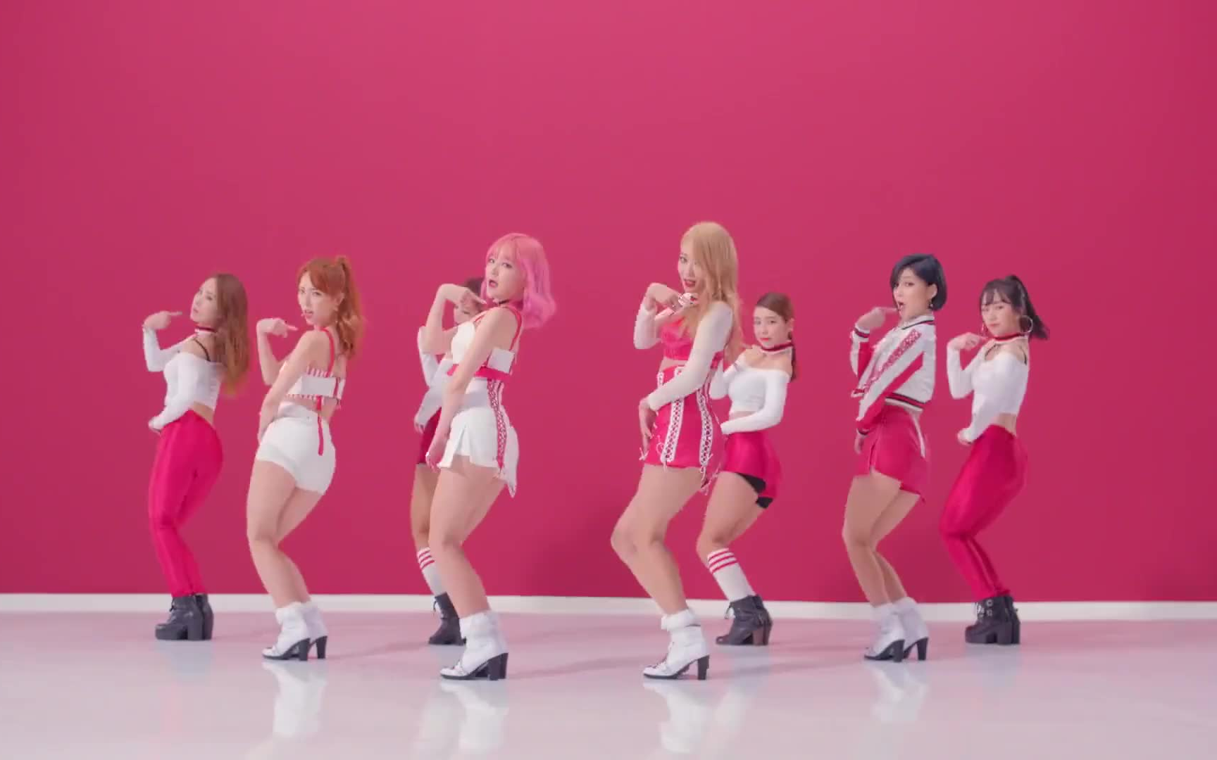 [图]Nine Muses 'Lip 2 Lip' MV