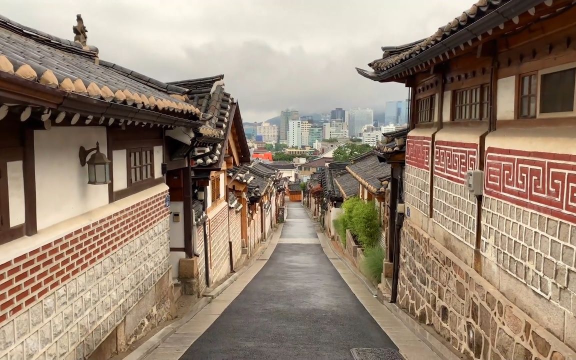 超清韩国漫步雨中的首尔三清洞北村韩屋村20207