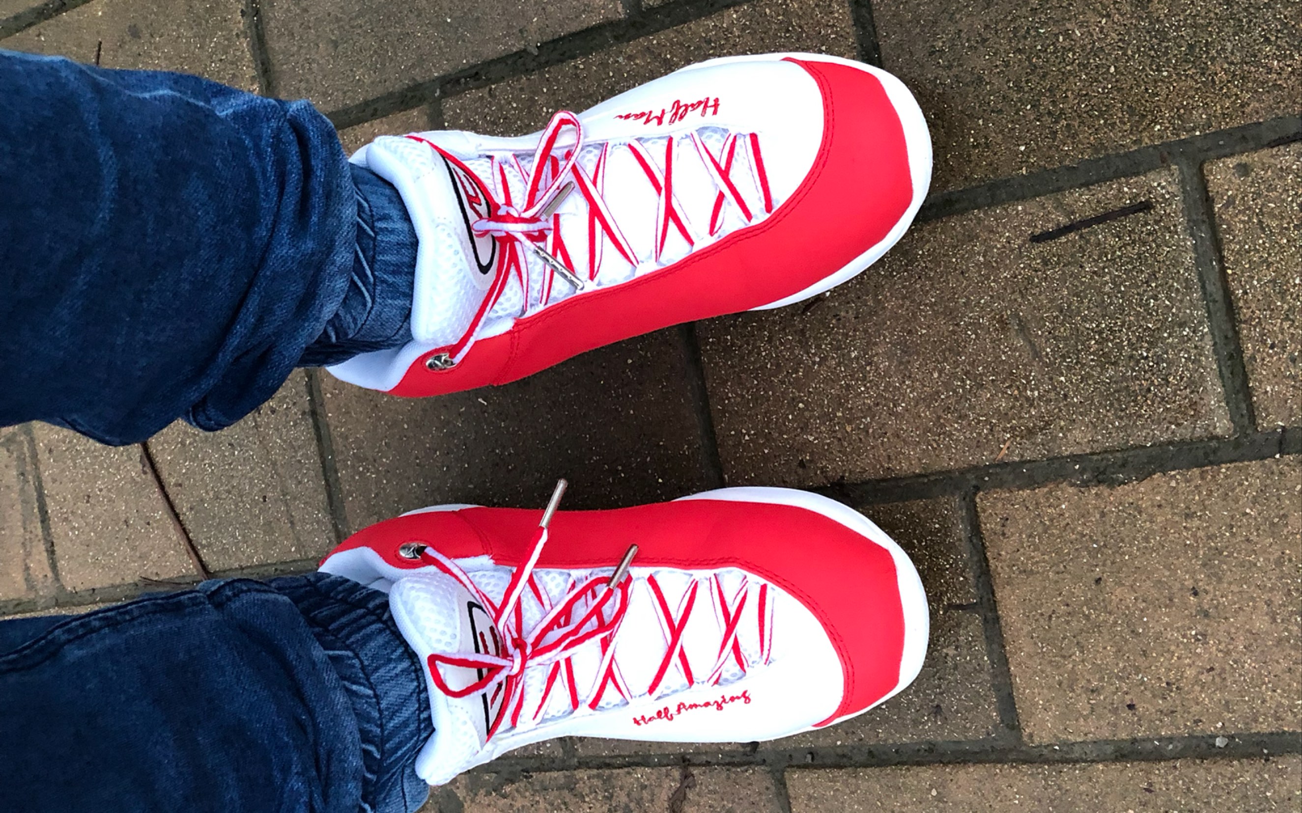 平民英雄水泥地篮球鞋测评沃特我还记着你