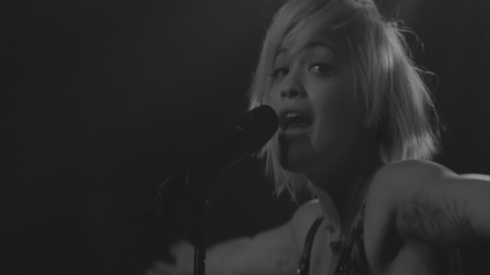 [图]I Will Never Let You Down (USA Diary) - RITA ORA