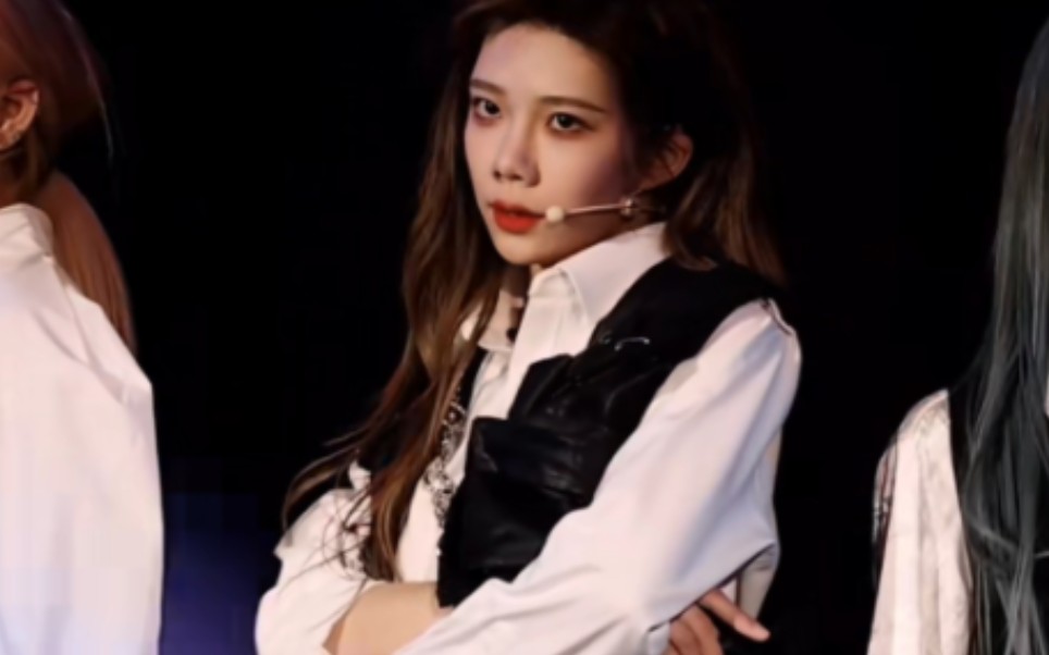 reactionsnh48沈梦瑶,又认识一名内娱姐姐御姐