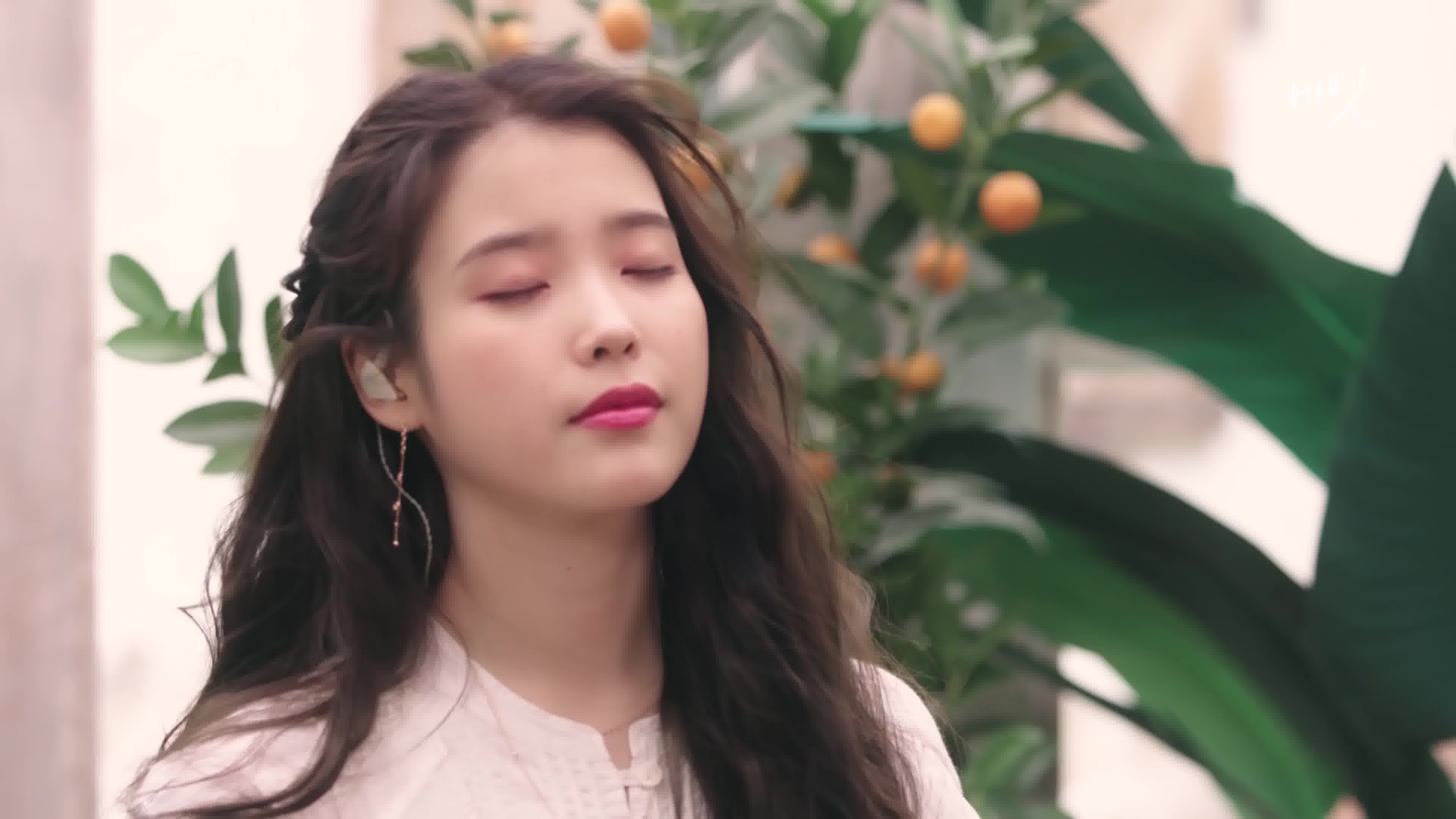 iu eight-acoustic version