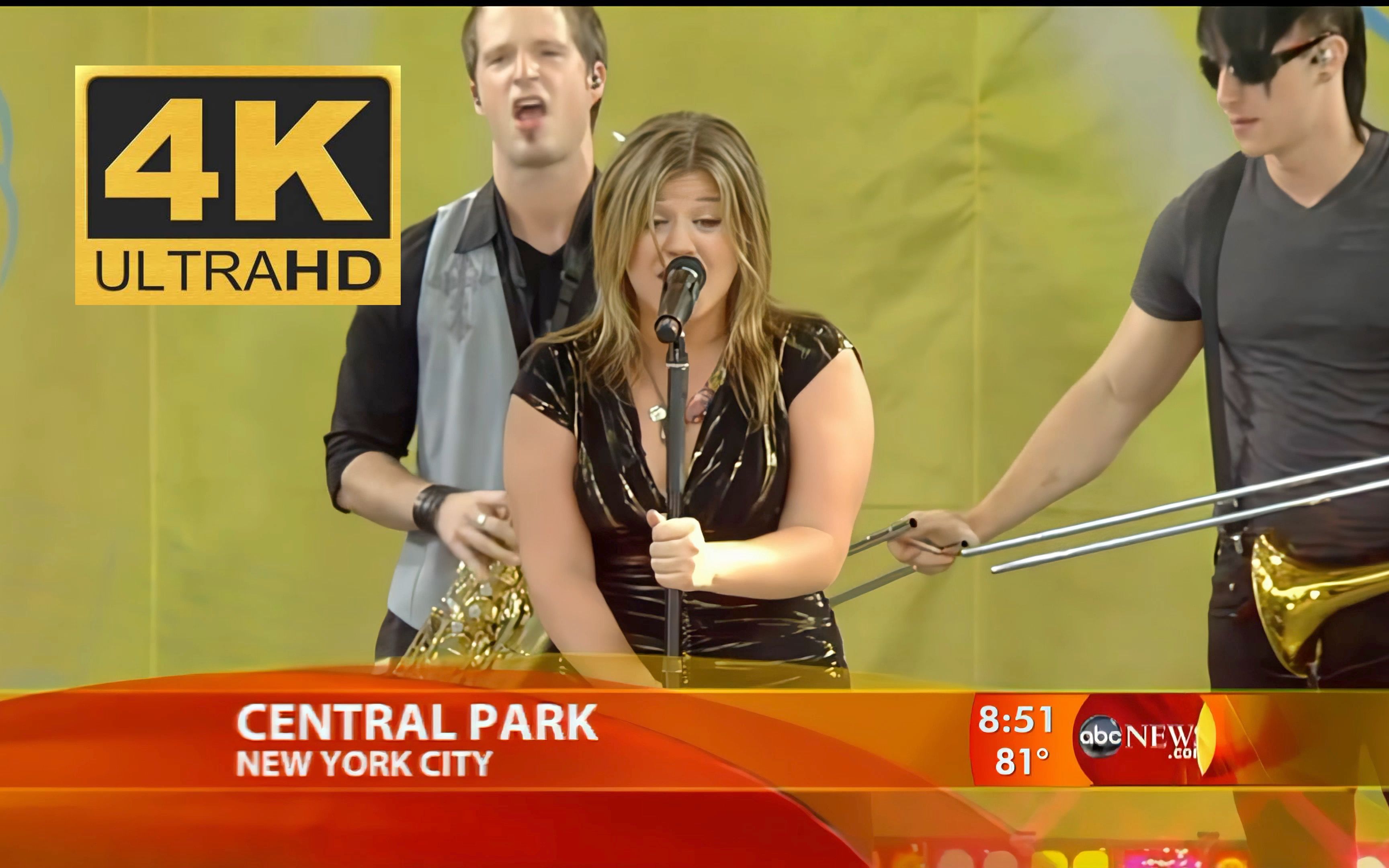 [图]【4K修复】Kelly Clarkson - Walk Away Live at GMA 2009