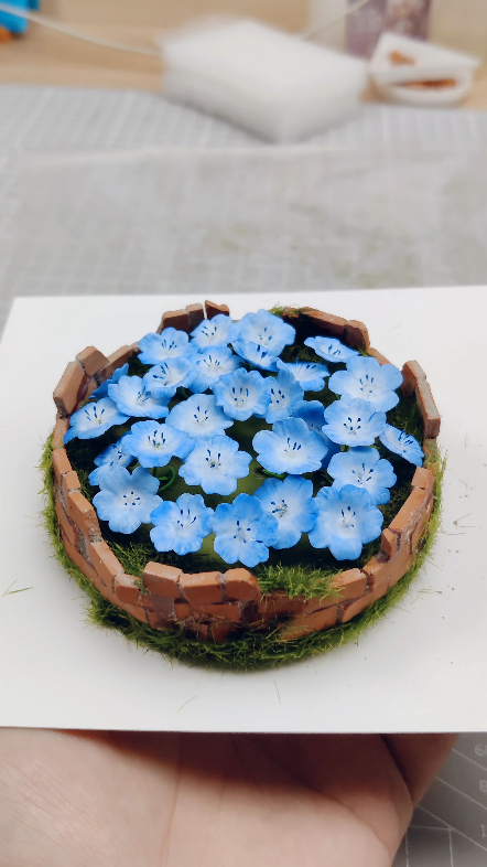 芙莉莲苍月草粘土手办底座