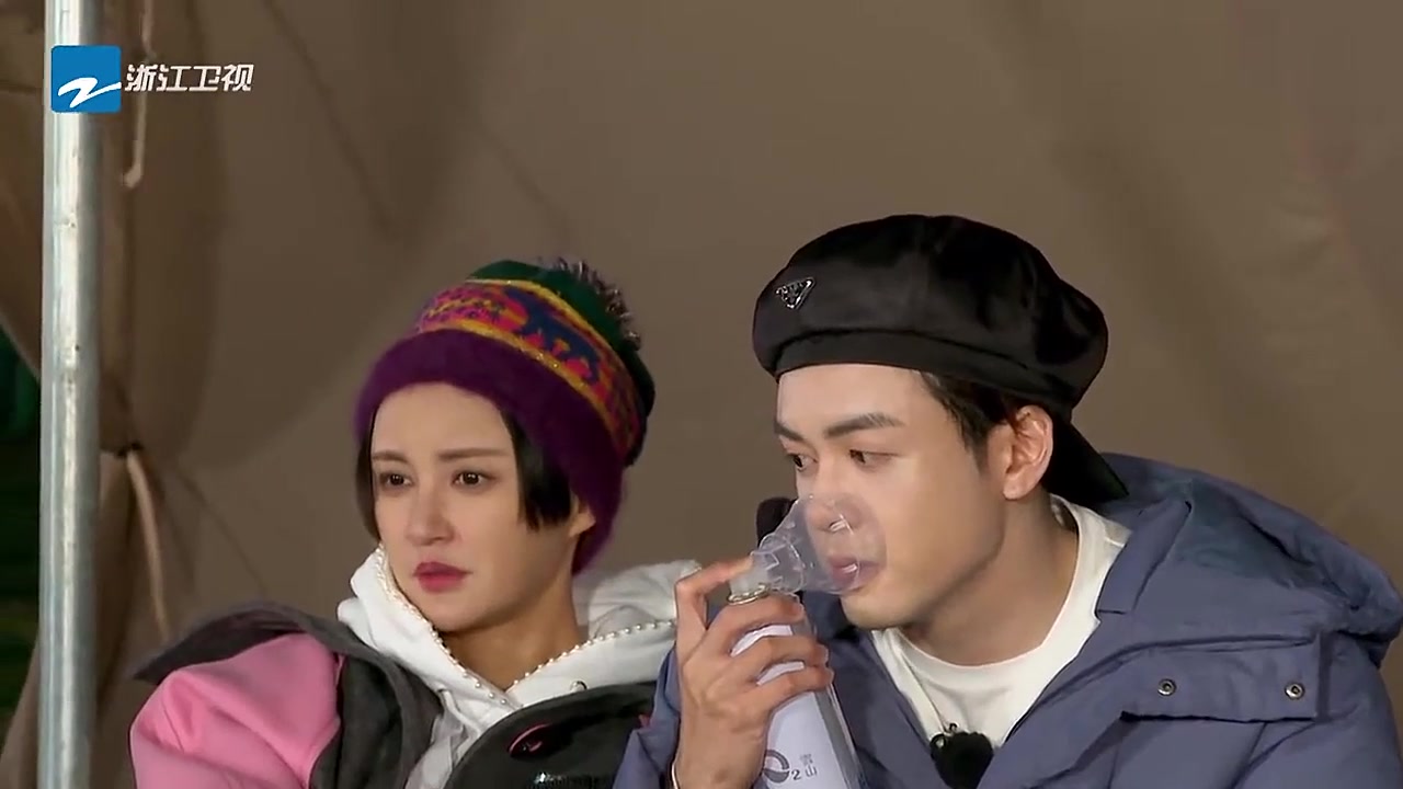 宋轶吃货属性暴露,吴奇隆"老父亲"操碎心,找不到对象真愁人!