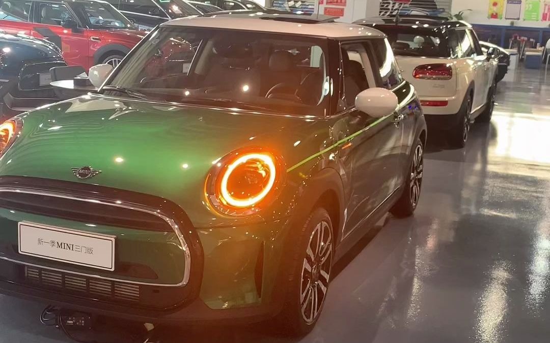 2021款mini三门版艺术家 现车在店