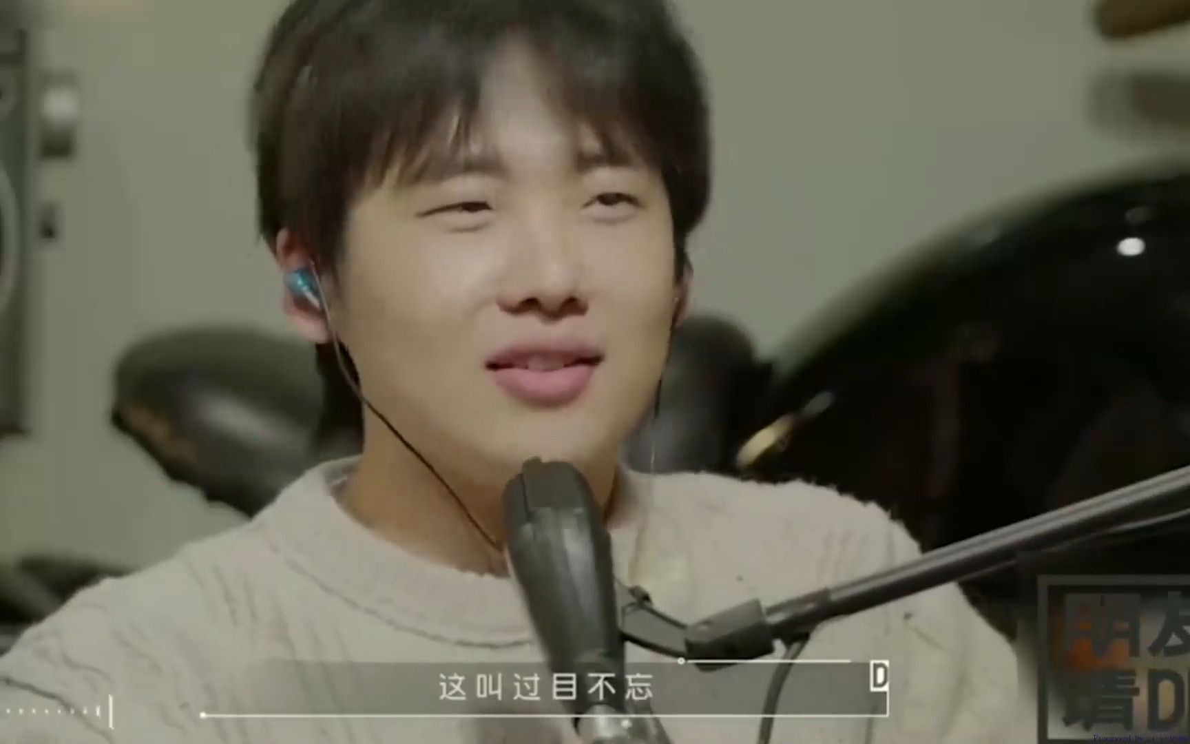 郭麒麟初中文化多可怕?最强大脑舞台疯狂输出,网友:别人家孩子