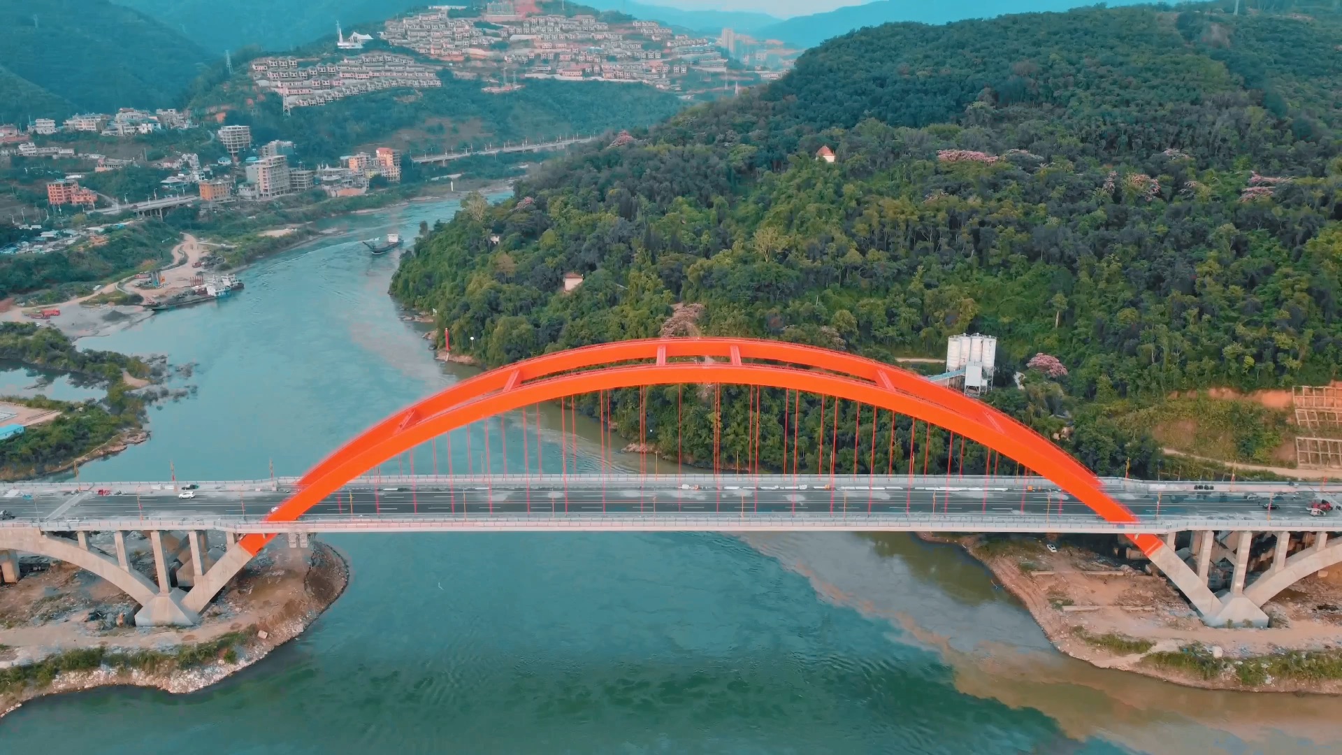 西双版纳黎明大桥通车前记录