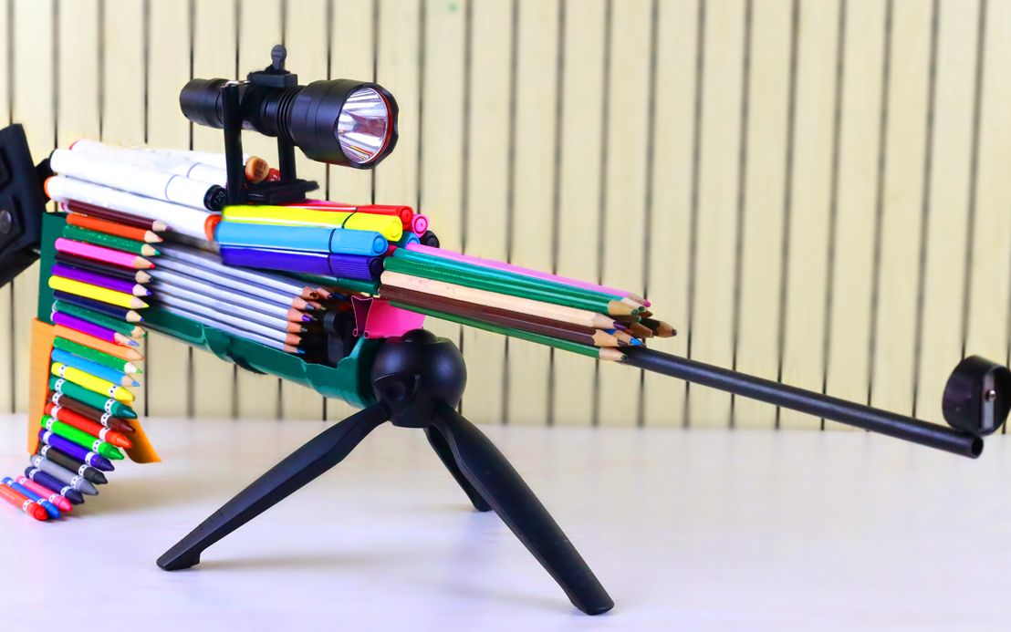 【定格动画】自制加特林,废品利用,吃鸡的朋友看过来_哔哩哔哩 (゜-゜