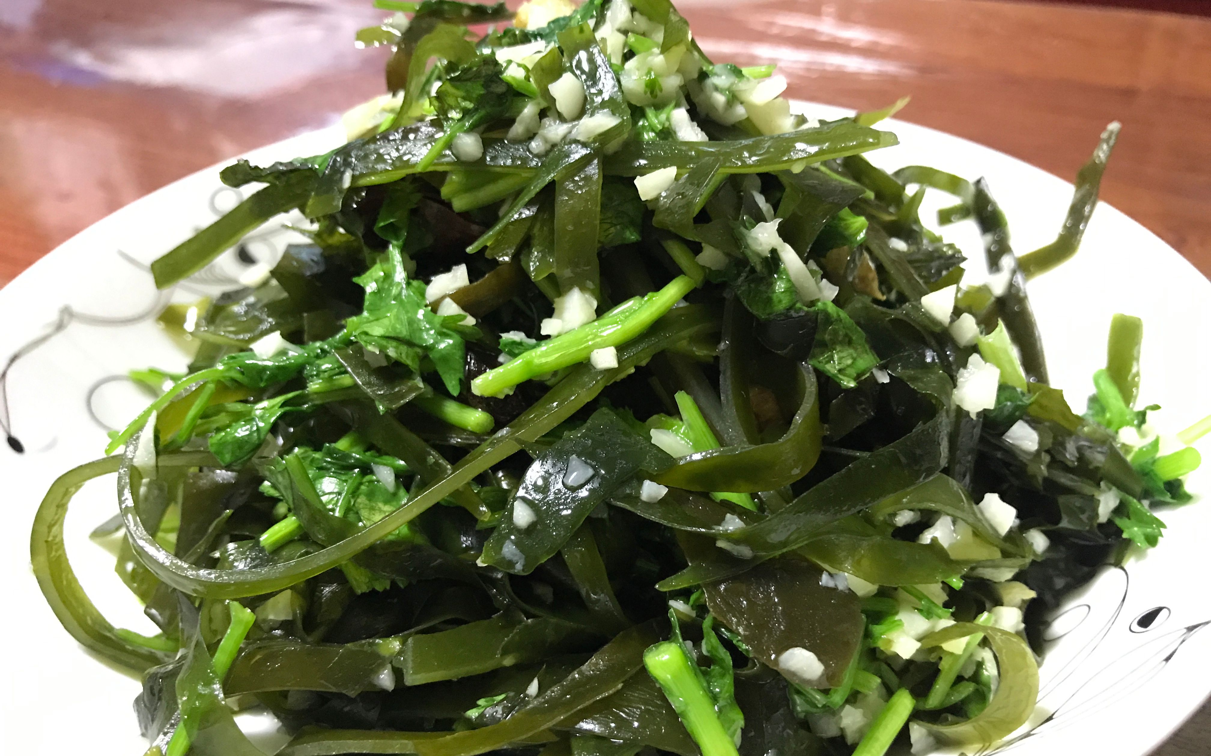 比吃红烧肉过瘾的海带丝您吃过吗?做法如此简单,吃出健康营养来