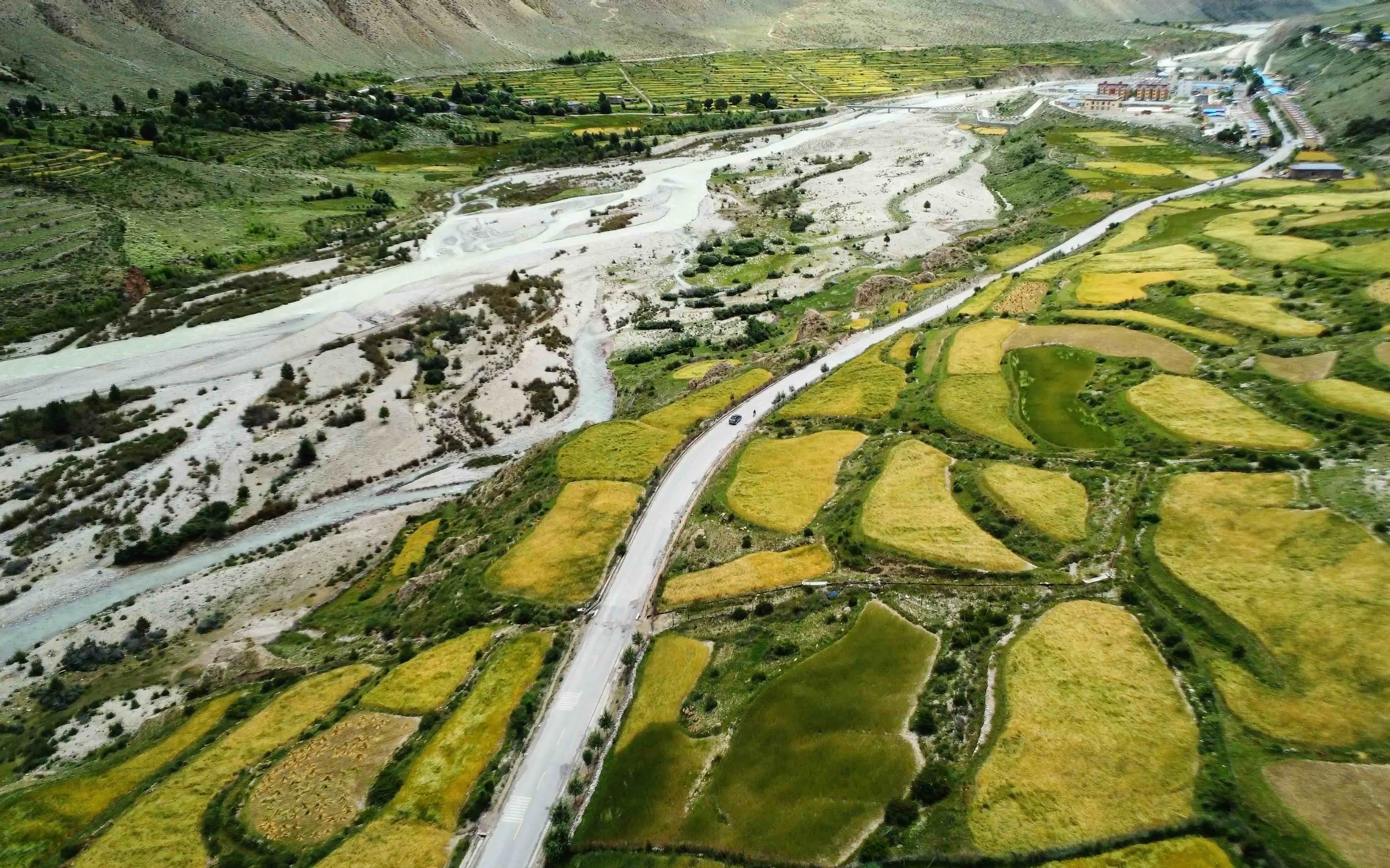 纯电自驾川藏之旅 dji mini4k 航拍 羊卓雍错