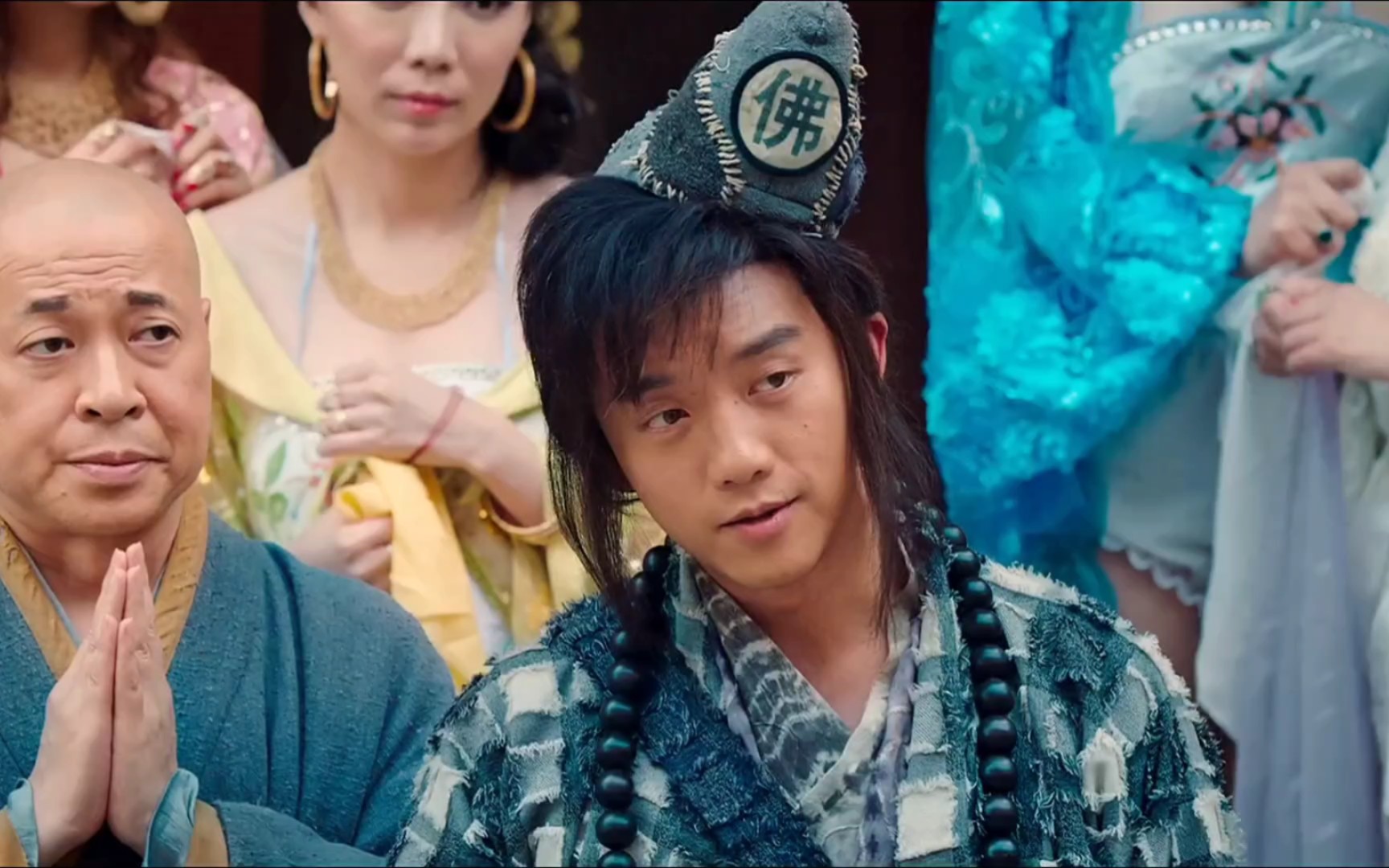 这个济公大家评论区见,我感觉周星驰的济公好,你们觉得呢?