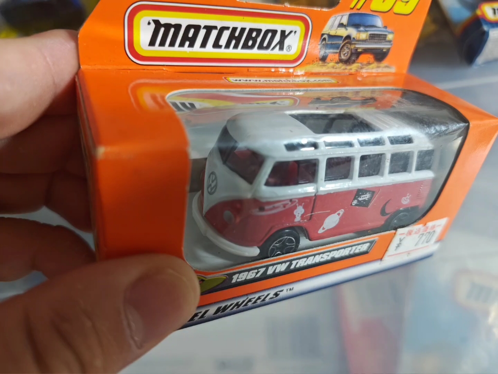 我的模型收藏matchbox(品牌:中文名:火柴盒)英文车名:1967 VW TRANSPORTER中文车名:1967年大众运输车车包装:盒装哔哩哔哩bilibili