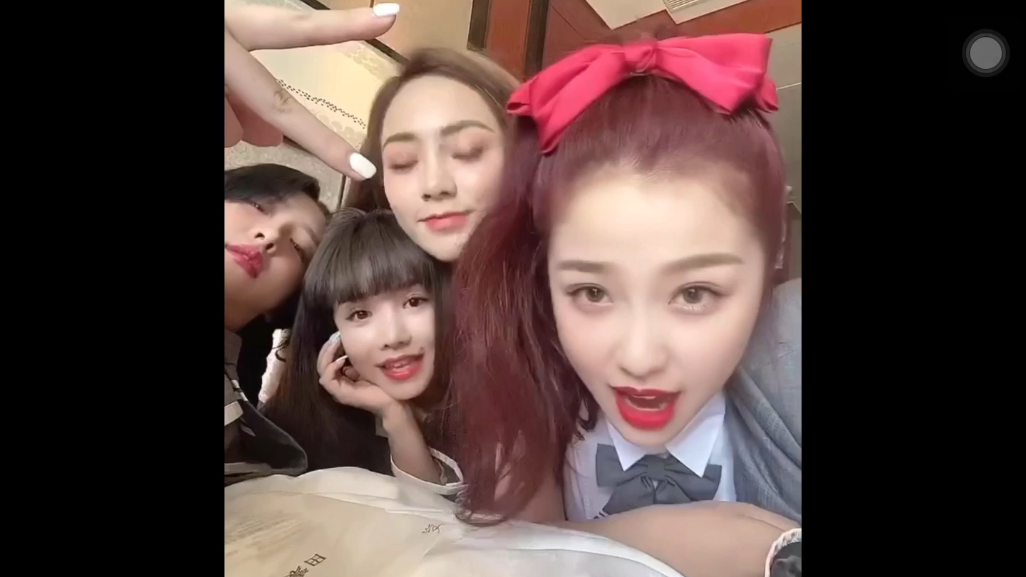 谢可寅 虞书欣 互婊合作