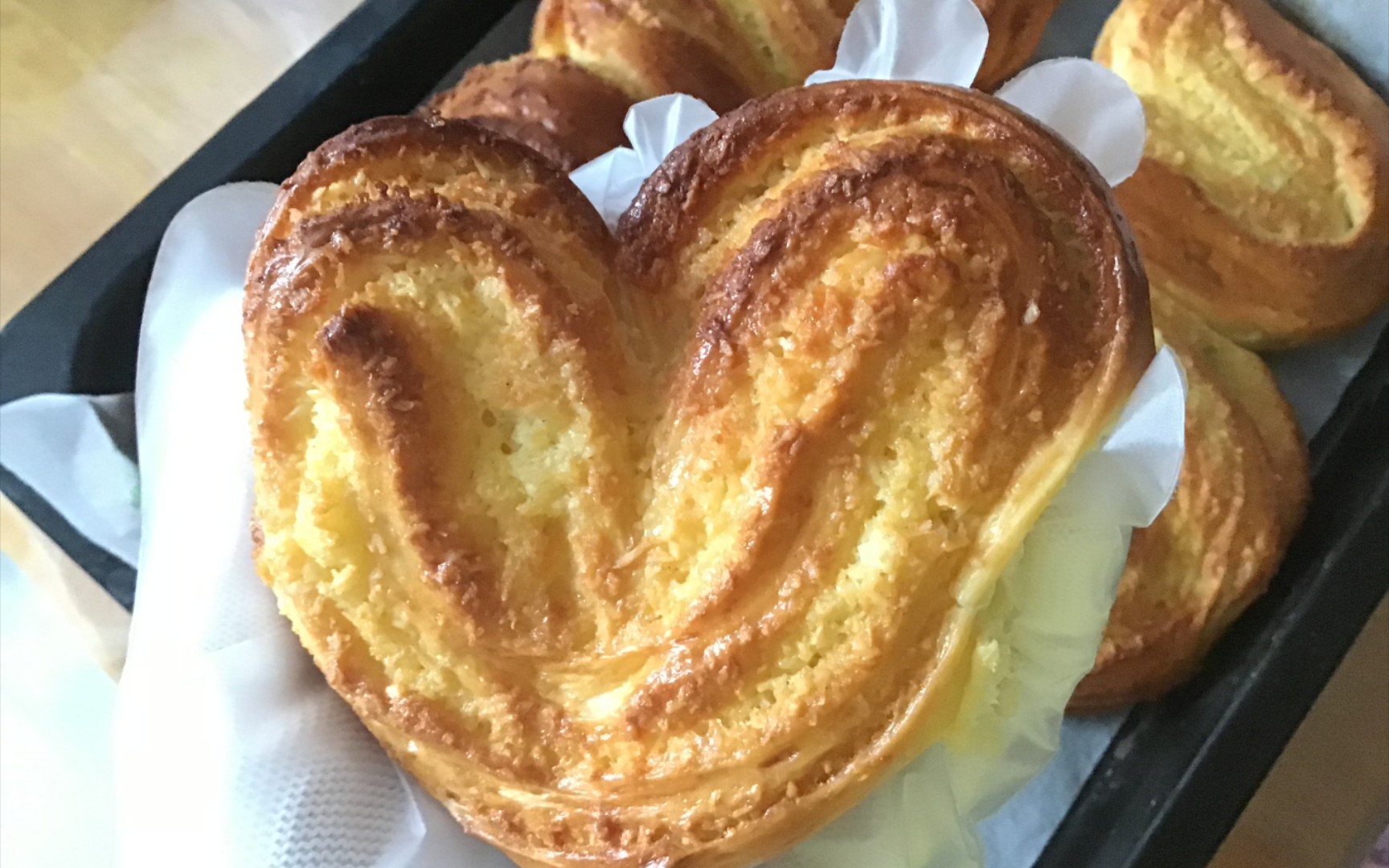 交作业| nono甜事的配方 心形椰蓉面包 超级好吃!