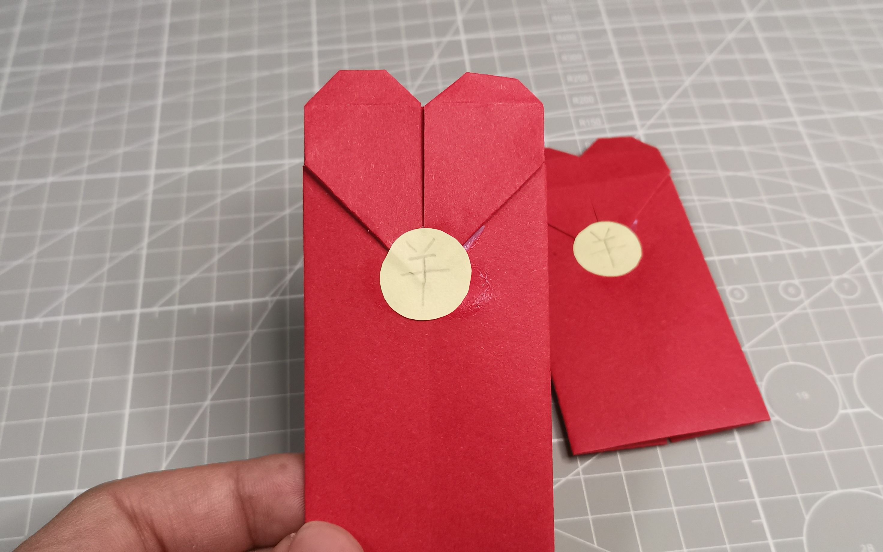 爱心红包手工折纸视频教程非常漂亮的红包过年用很划算