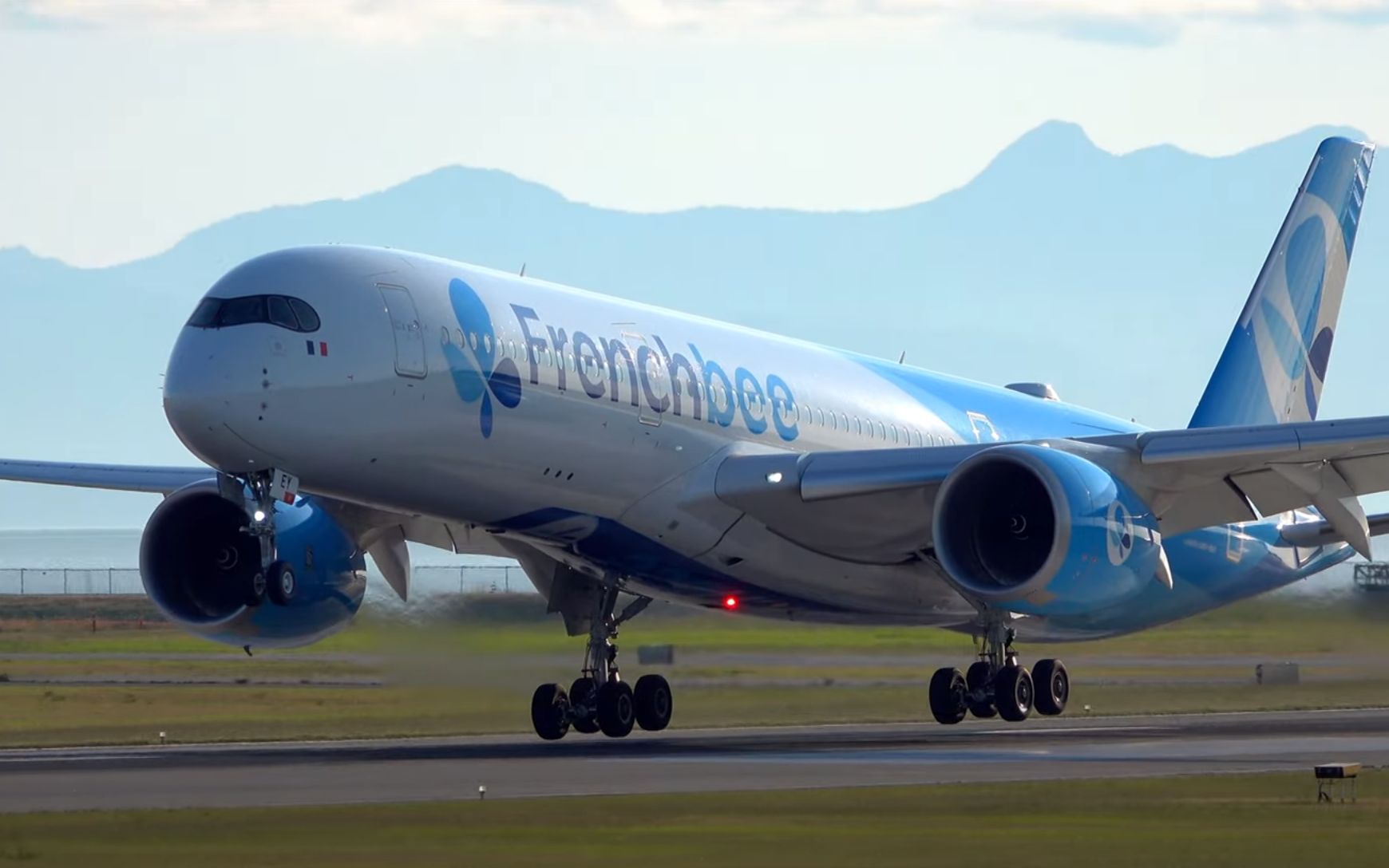 4keyetrapperfrenchbeea350令人惊叹的抵达航班实时atc温哥华机场