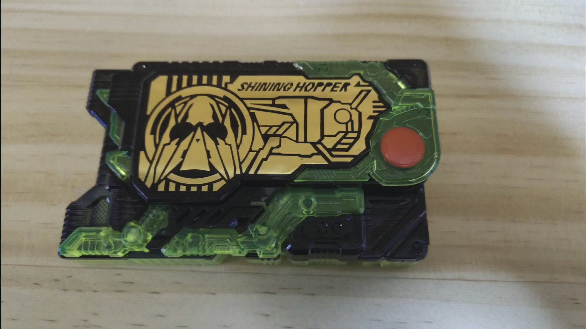 《梨芒酱》 假面骑士01 万代 dx 闪耀蝗虫升程钥匙试玩