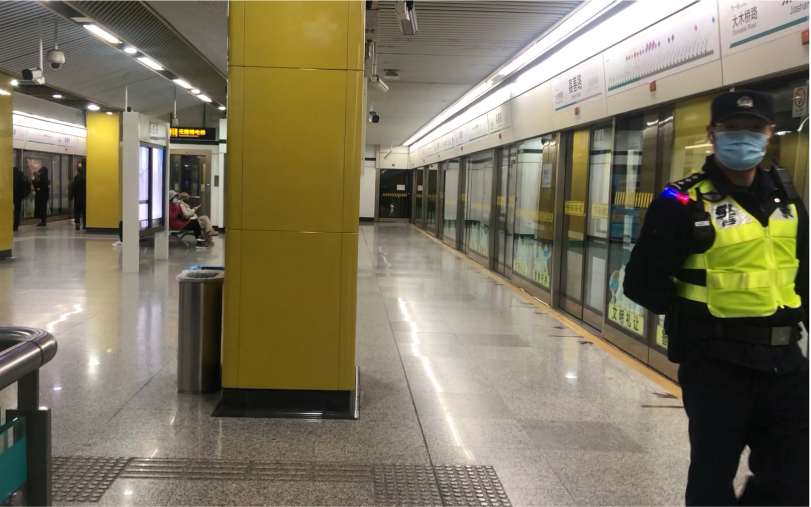 【上海地铁】12号线雪碧二世1250出嘉善路站,往七莘路.