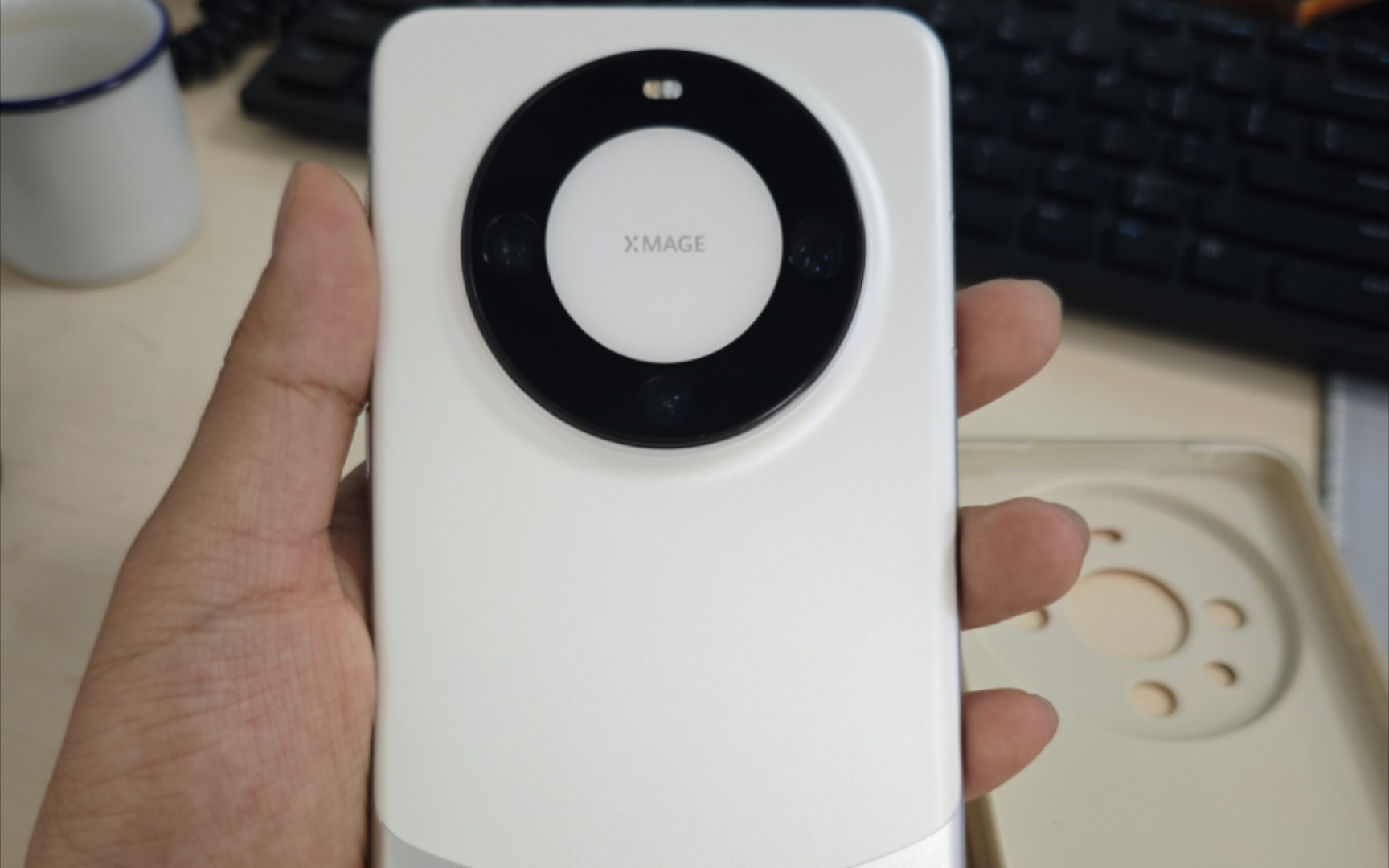 7700 华为mate60pro 12 1t 白沙银