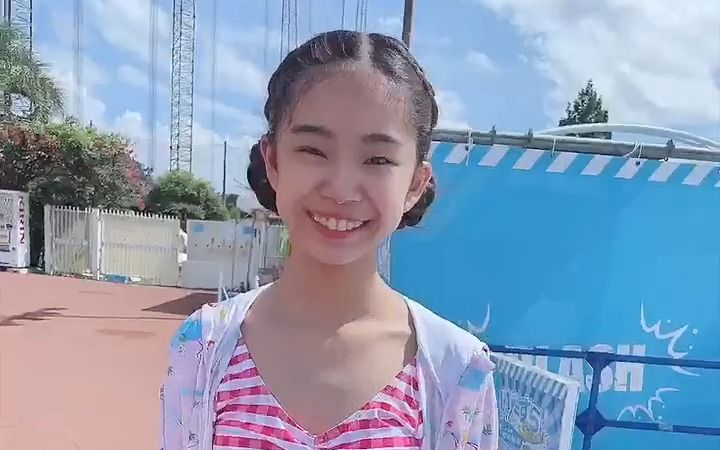 我尽了最大的努力去泼那些在游泳池里游泳的人，但不管我尝试了多少次，最终还是把自己炸飞了?