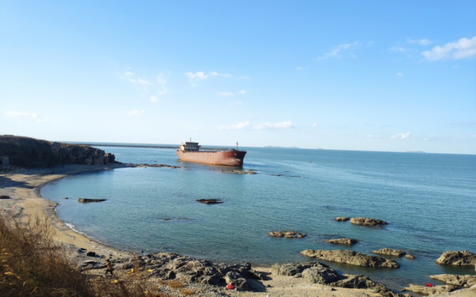 [图]【废墟】大连海岸搁浅的船