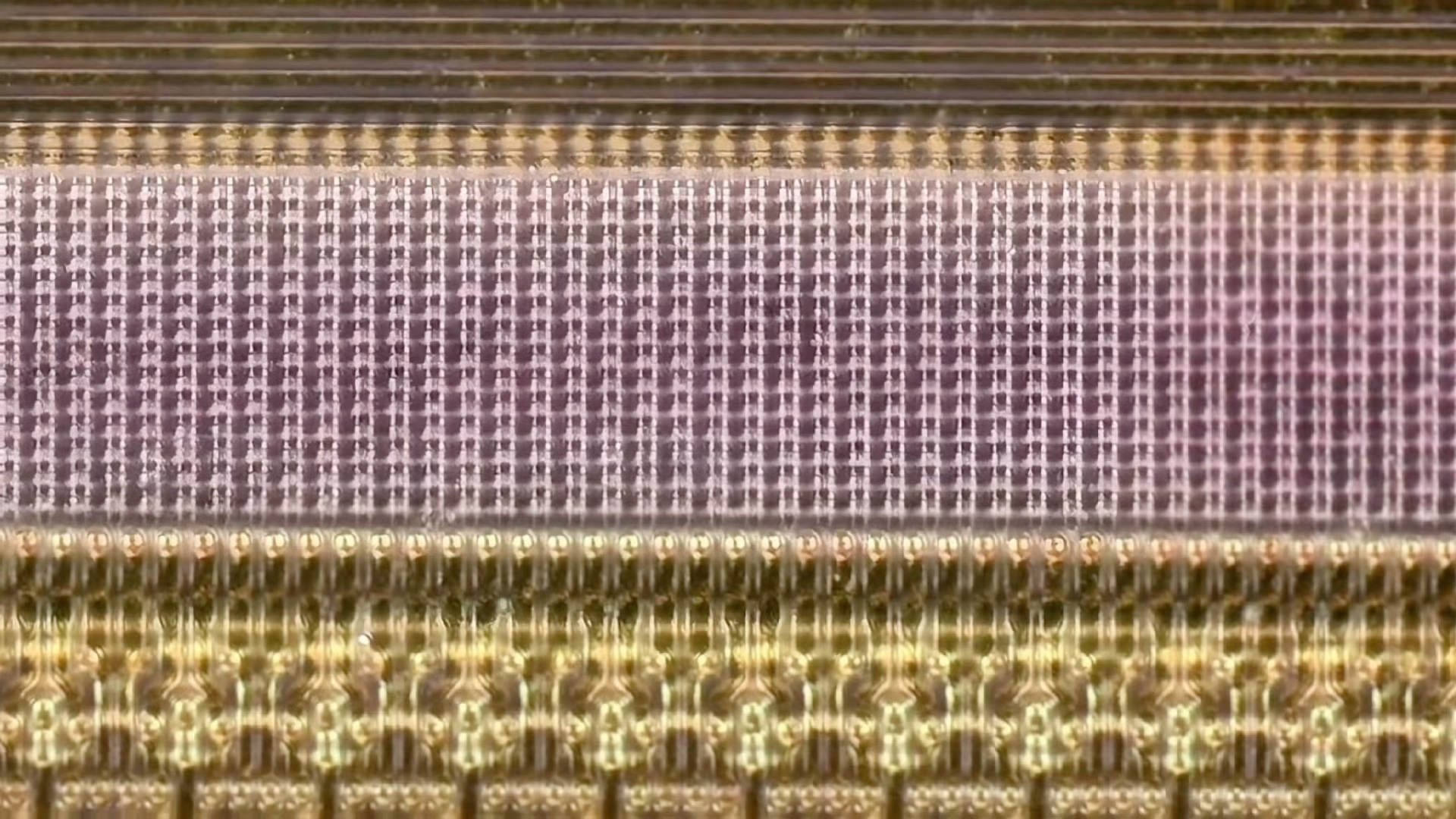 纳米芯片放大一万倍,难道这就是科技的力量?