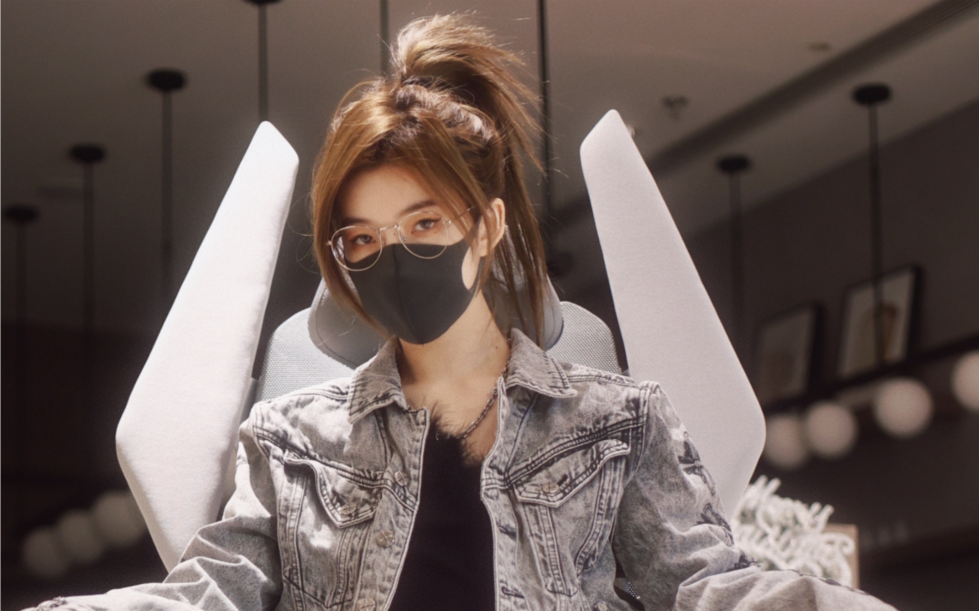 lpl同款t0电竞椅开箱(徐十七)