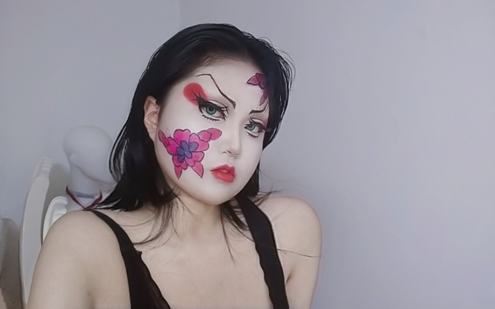 堕姬试妆,脸上的花纹是自己画的不太像果咩!