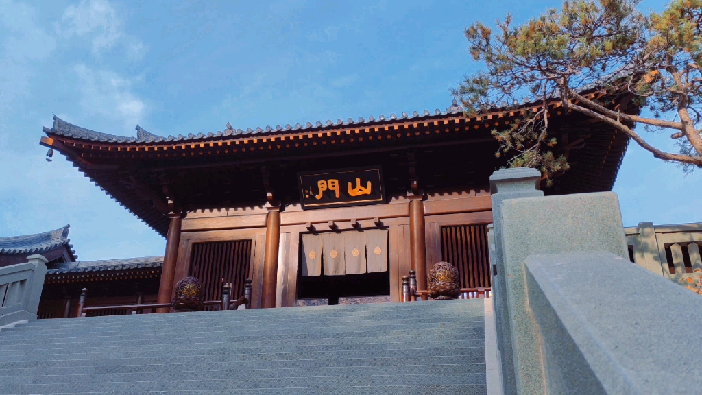 五台山上 万佛洞真容寺