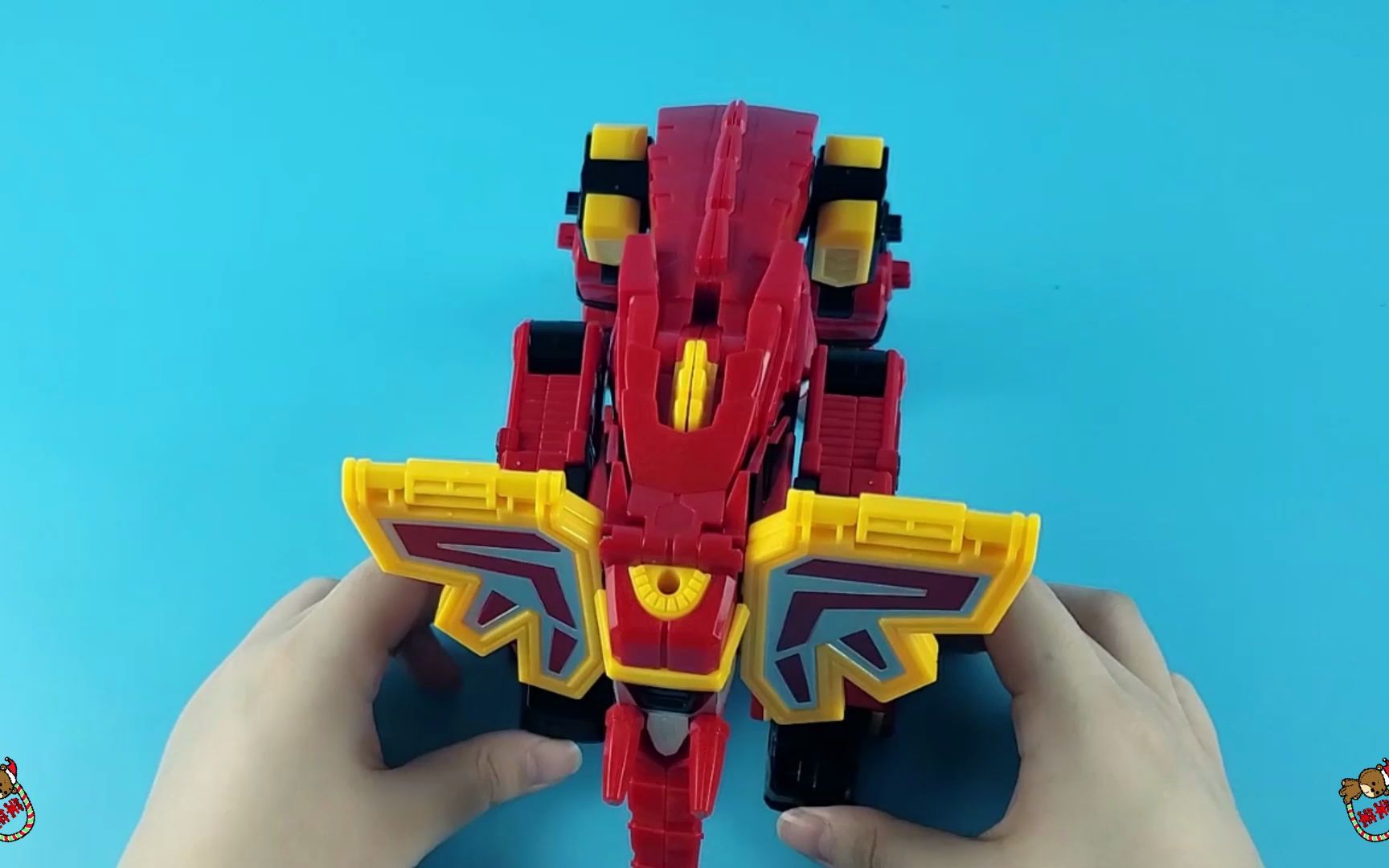 咖宝车神变形玩具兽王泰山来了,它能变身成猛犸象,飞龙和机器人