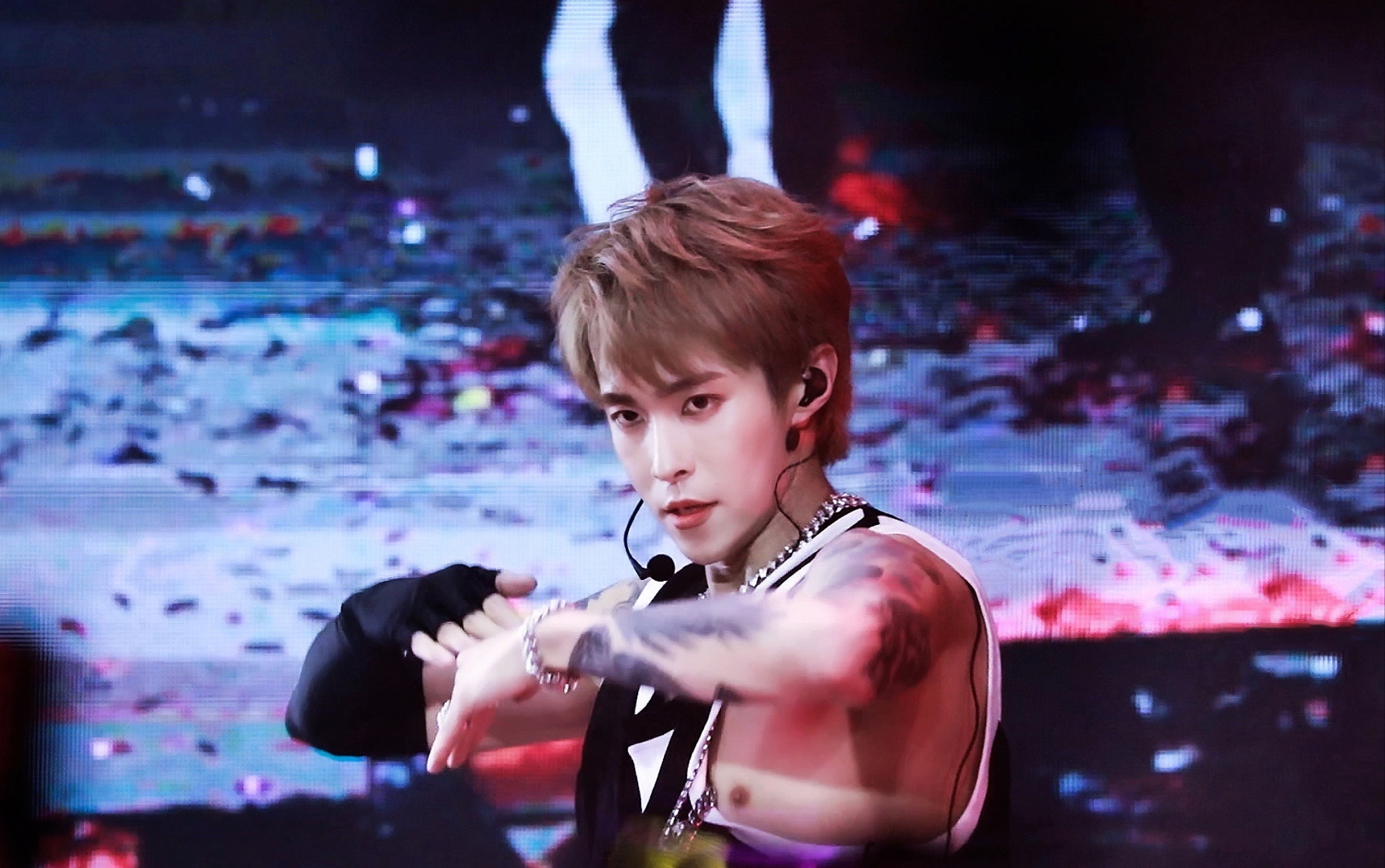 oner恶浪巡演南京站岳岳pinkray岳明辉小片段