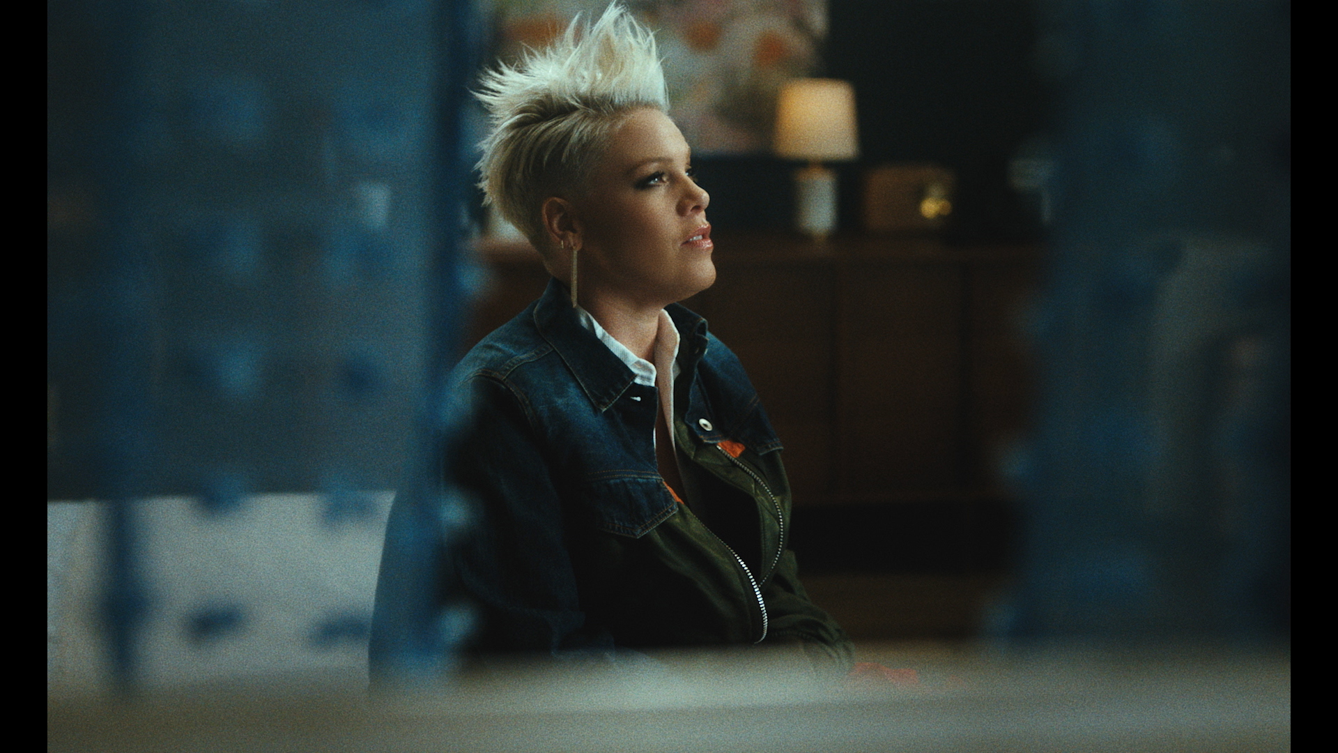 hurts 2b human - p!nk&khalid