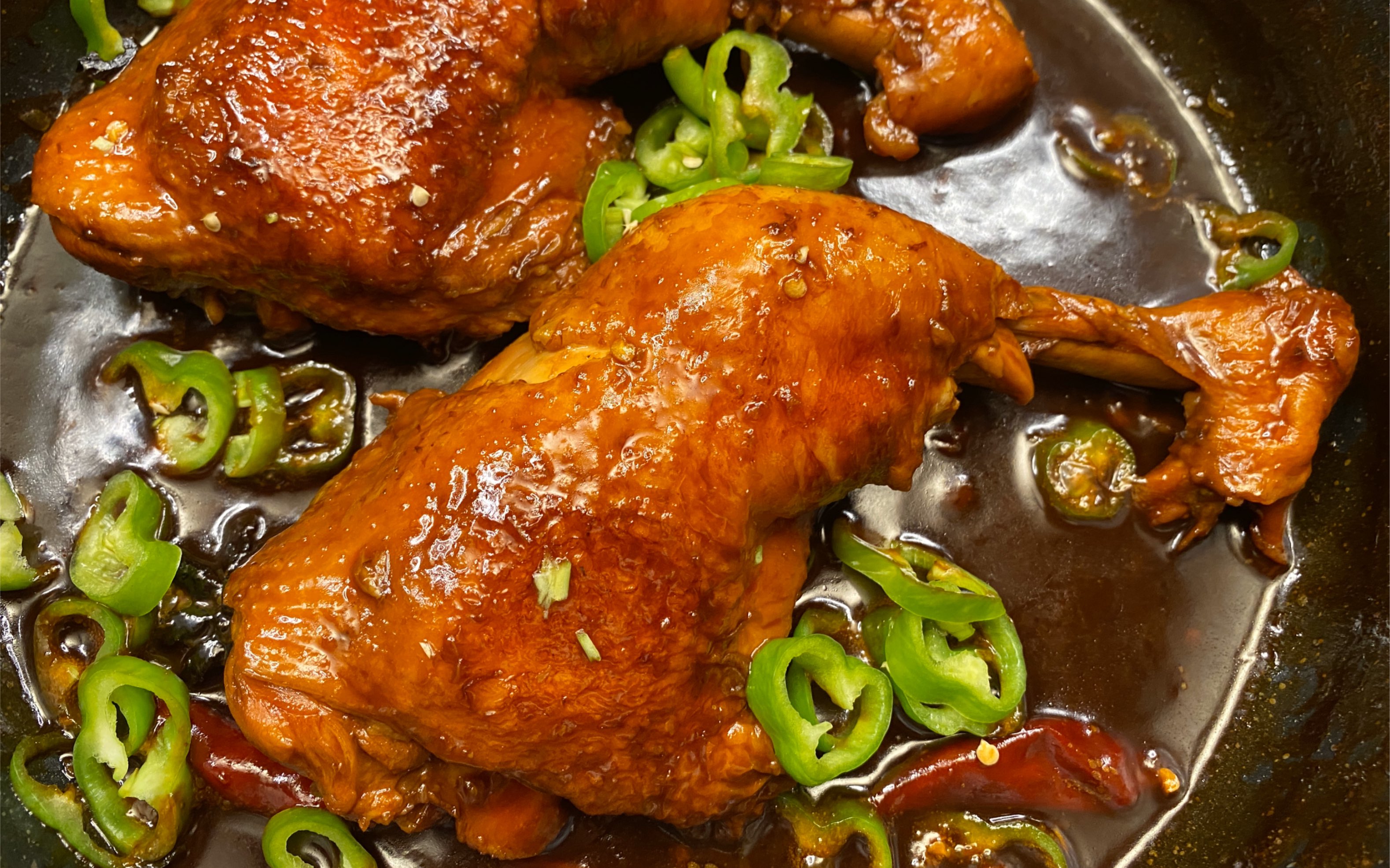 今天夜里我会更这个红烧大鸡腿视频,怕口水崩的要躲起来呀