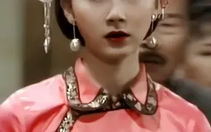 Tải video: “演艺圈昙花一现的美女太多，她一出道就被冠以美女标签！”