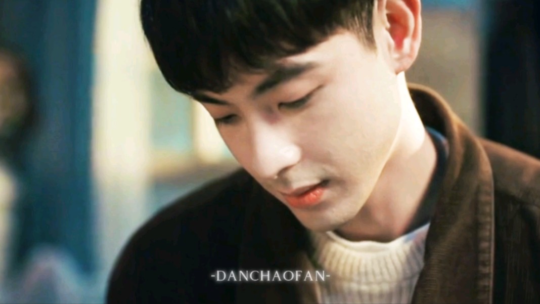 连晨翔|遇见你的眉眼如清风明月