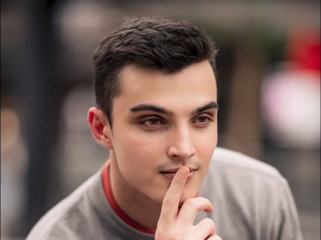 街拍欧洲帅哥-雷育承系列 #街拍 #街拍摄影 #第一视角