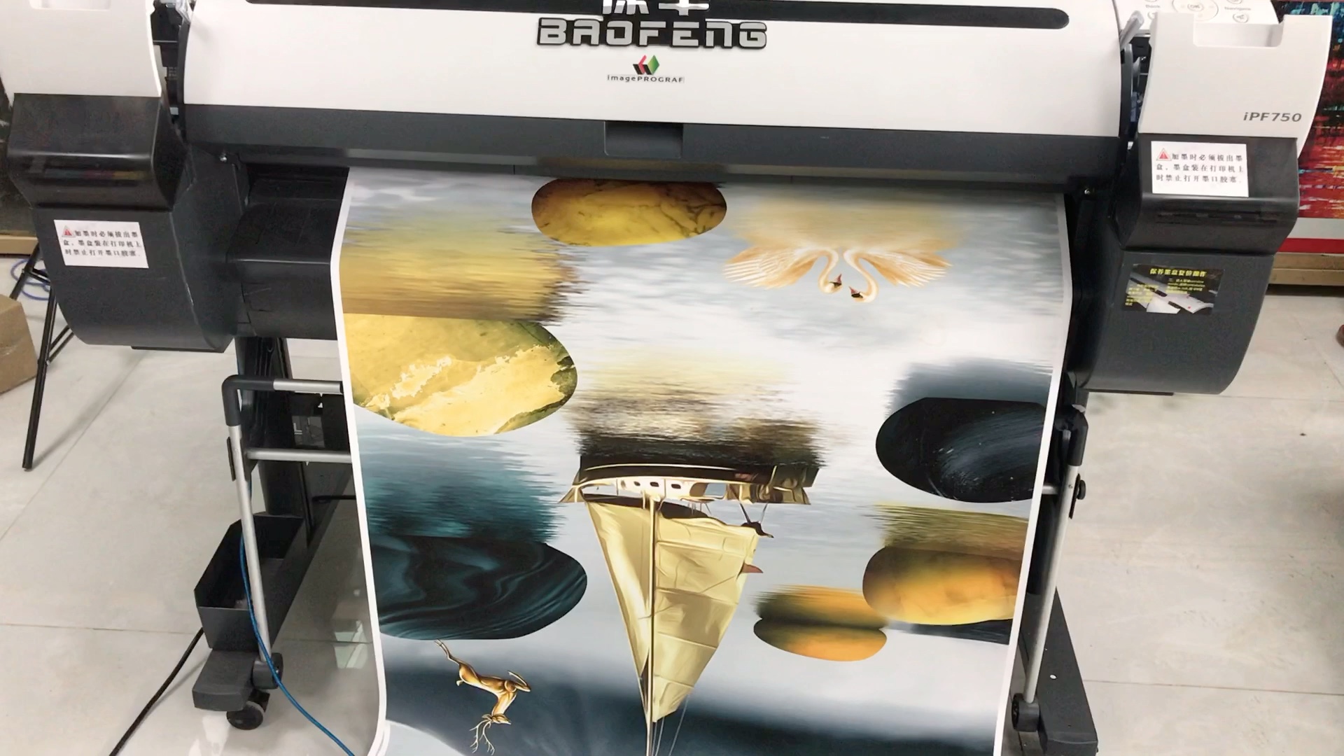 广东晶瓷画打印机厂家-装饰画打印机-客厅画制作设备-挂画打印设备