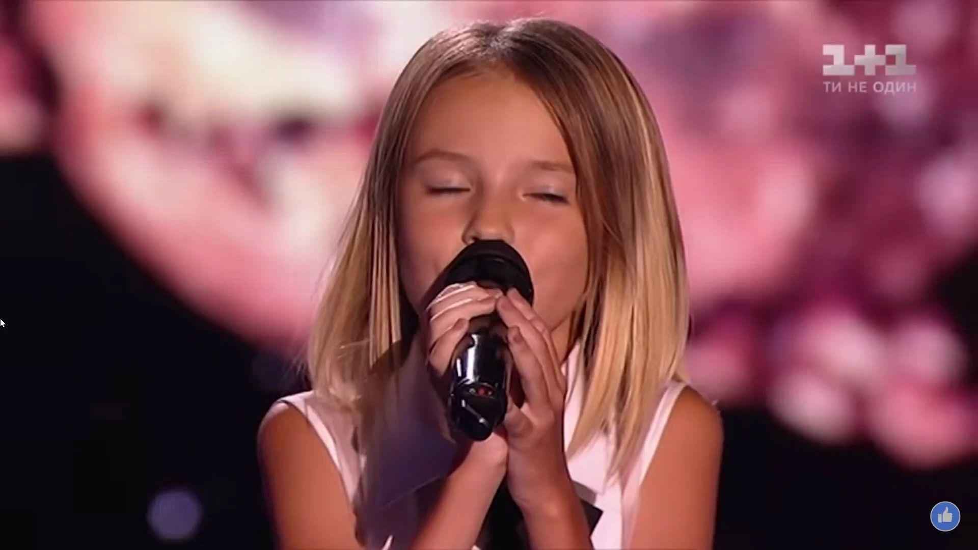 国外10岁小菇凉上儿童好声音,油管5000w播放量,天籁的声音,天使的面孔