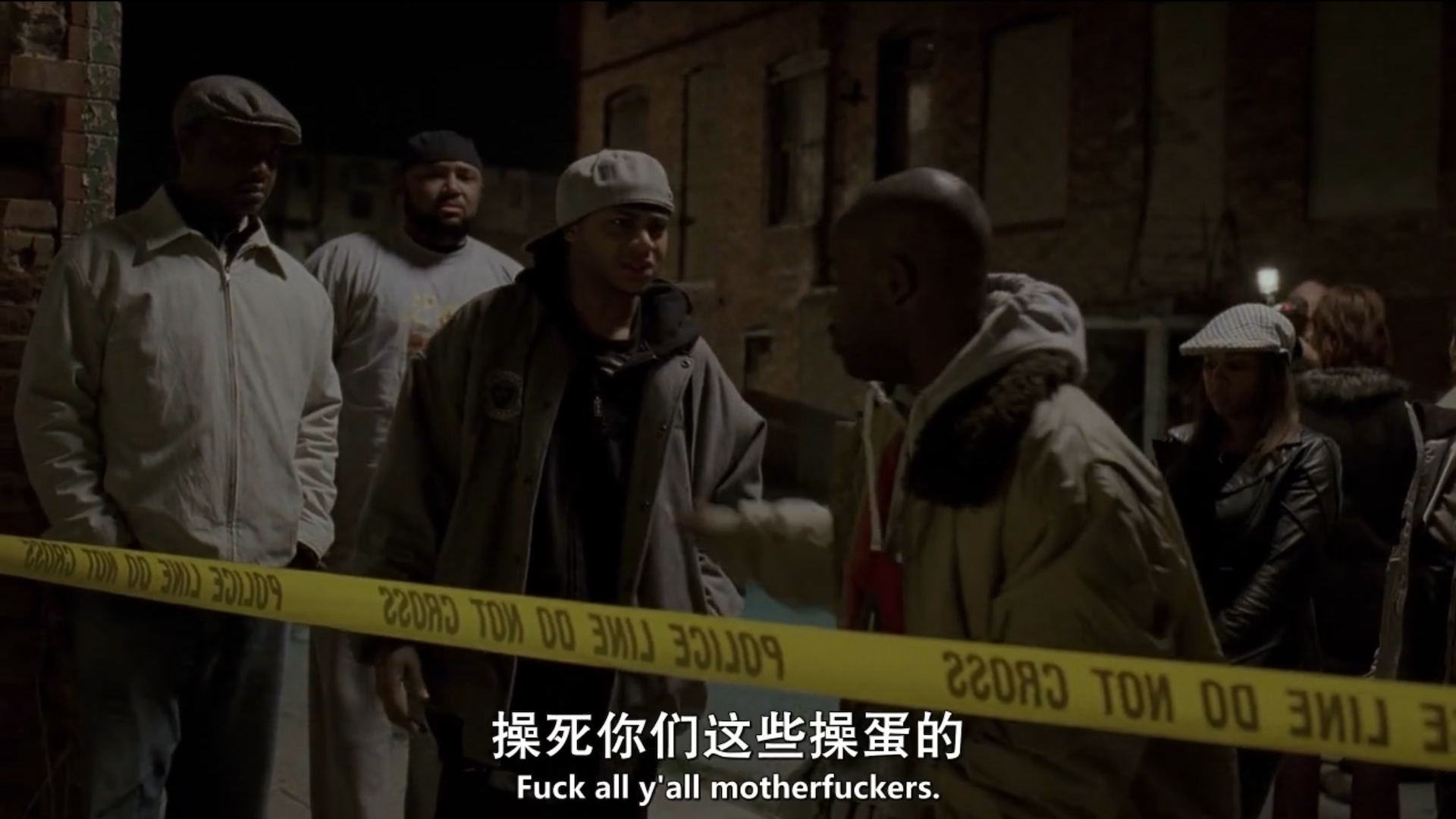 [图]【火线 The Wire】Little Kevin的尸体在空屋被发现 Bodie看到后破口大骂