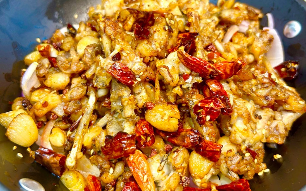 干锅牛蛙|香辣过瘾,快艾特你的饭搭子做起来